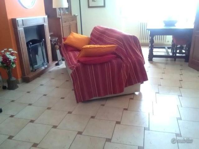 Villa Indipendente in vendita a San Benedetto, Cascina