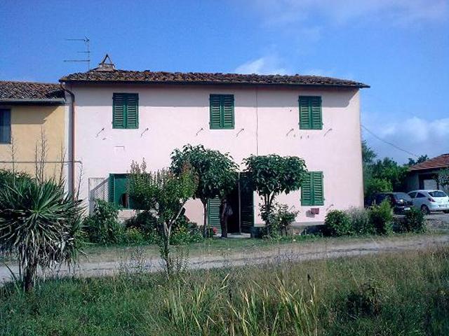 Villa Indipendente in vendita a Unione dei Comuni Circondario dell'Empolese Valdelsa, Fucecchio