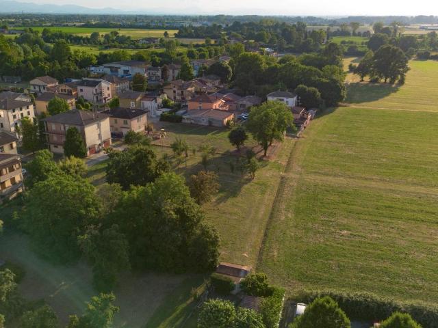 Villa Indipendente in vendita a Val d’Enza, Re