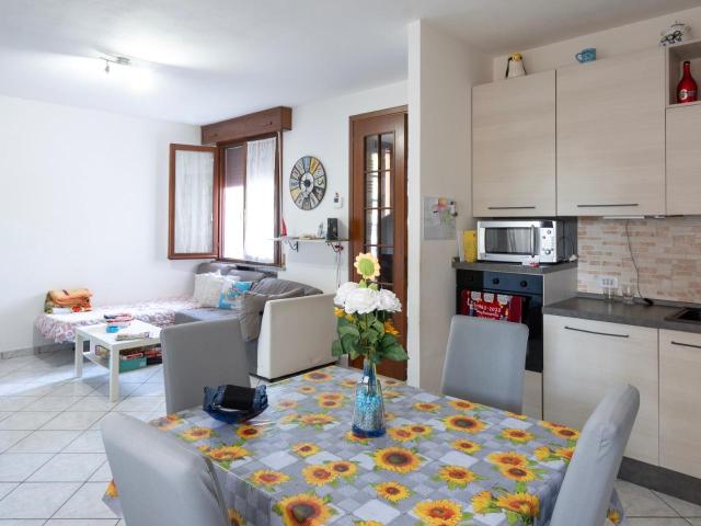 Villa Indipendente in vendita a Val d’Enza, Re