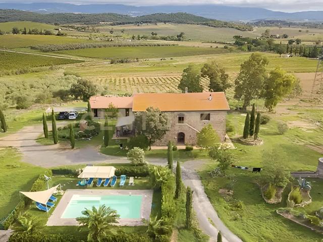Villa Indipendente in vendita a Bivio Di Ravi, Toscana