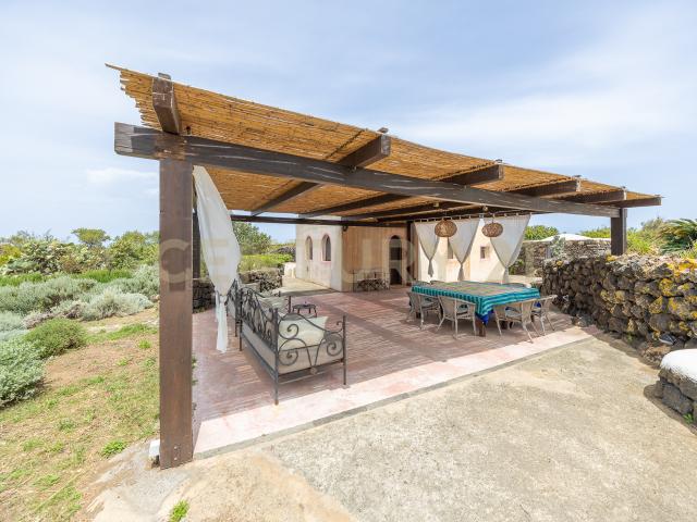 Villa Indipendente in vendita a Pantelleria Aeroporto, Sicilia