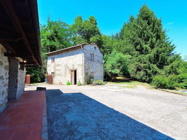 Villa Indipendente in vendita a Unione dei comuni Media Valle del Serchio, Pescaglia