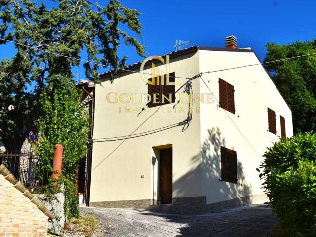 Villa Indipendente in vendita a Marche, Fermo