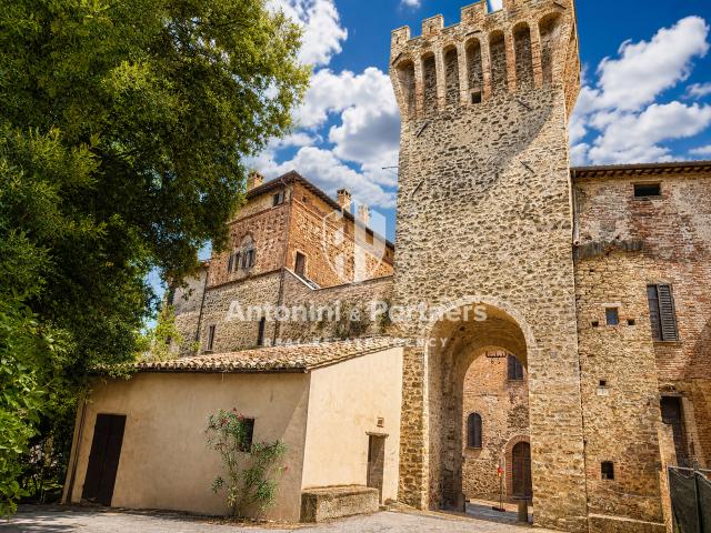 Villa Indipendente in vendita a Sant'Apollinare, Marsciano