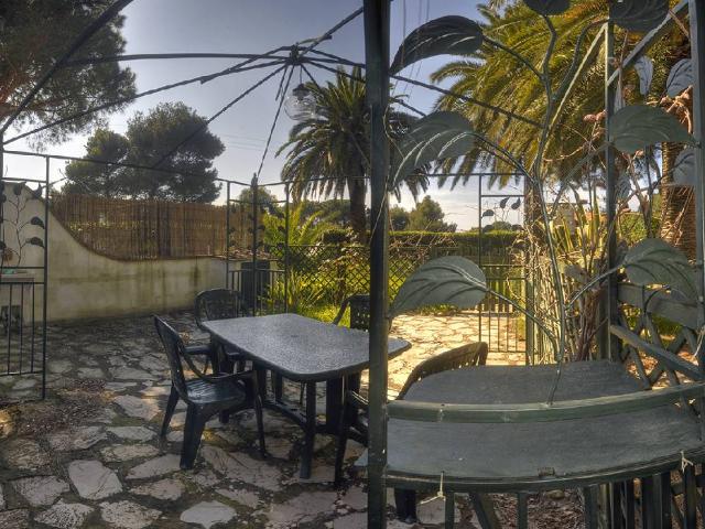 Villa Indipendente in vendita a Magazzini, Portoferraio