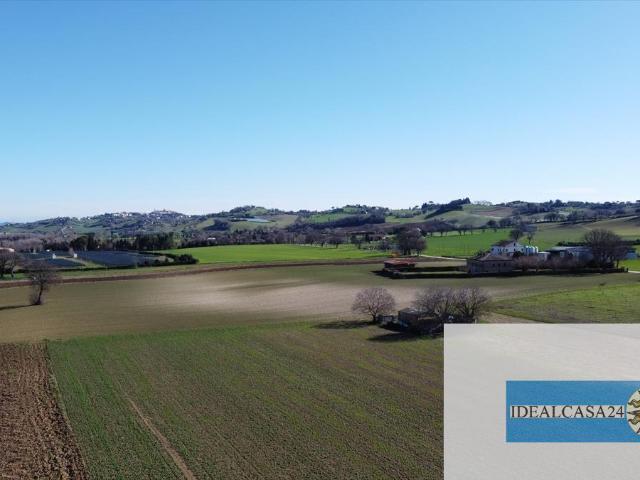 Villa Indipendente in vendita a Marche, Macerata