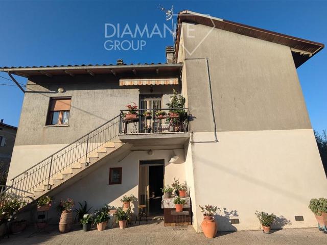 Villa Indipendente in vendita a Gioiella, Umbria