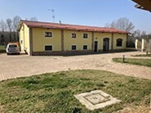 Villa Indipendente in vendita a Piemonte, Alessandria