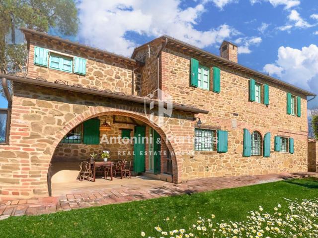 Villa Indipendente in vendita a Città Della Pieve, Umbria