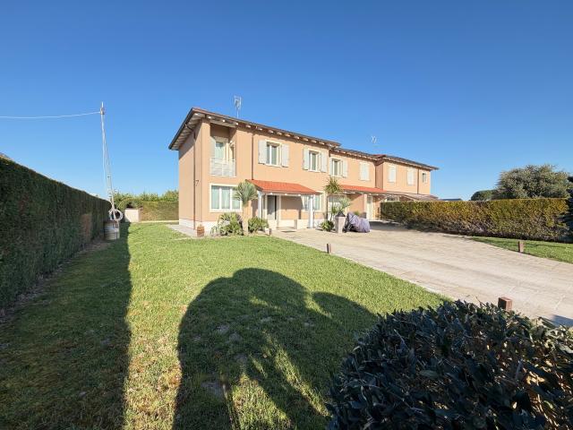 Villa Indipendente in vendita a Unione dei comuni Valle del Savio, Cesenà