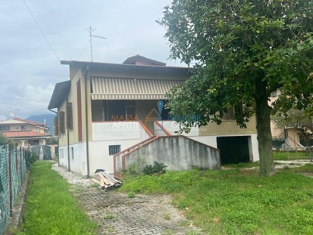 Villa Indipendente in vendita a Casone, Marina Di Massa