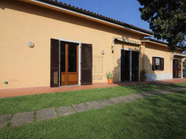 Villa Indipendente in vendita a Collina, Capannori