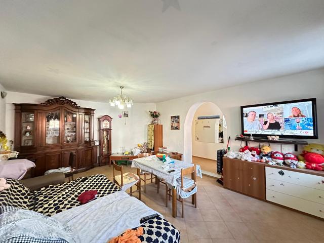 Villa Indipendente in vendita a Piemonte, Vercelli