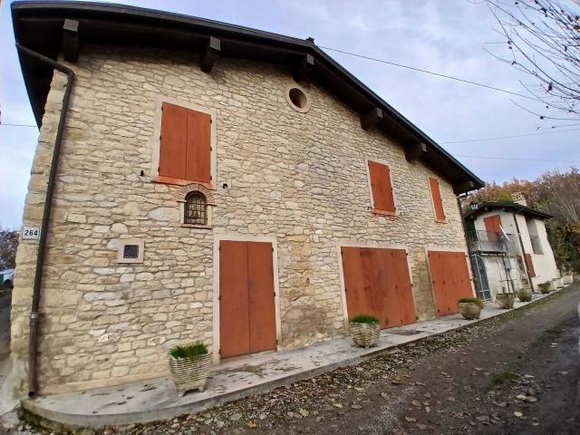 Villa Indipendente in vendita a Unione di comuni Terre di Castelli, Guiglia