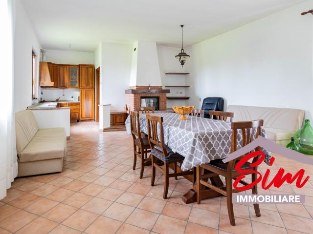 Villa Indipendente in vendita a Borgolavezzaro, Novara