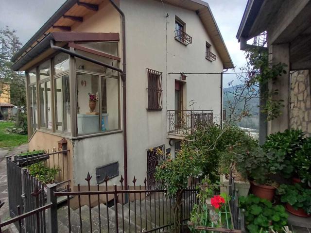 Villa Indipendente in vendita a Santa Sofia, Badia Tedalda