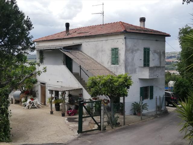 Villa Indipendente in vendita a Montesilvano Colle, Montesilvano