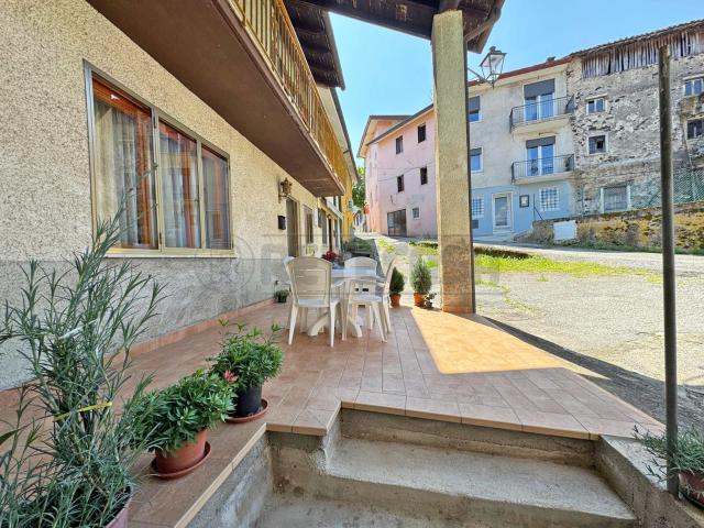 Villa Indipendente in vendita a Valdagno, Veneto