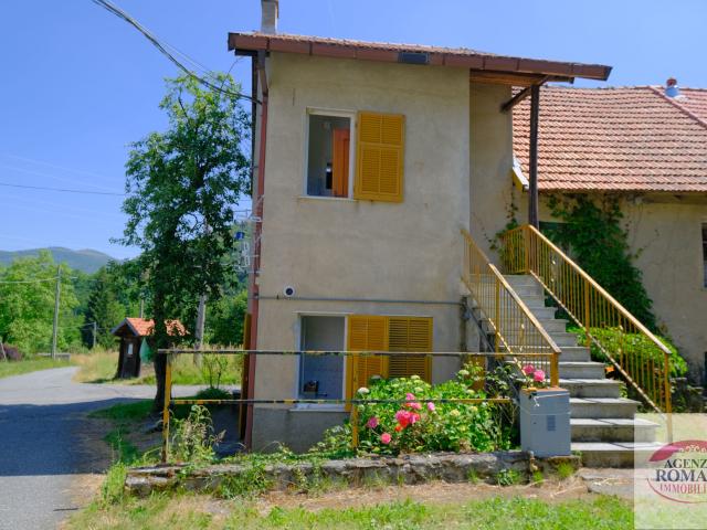 Villa Indipendente in vendita a Urbe, Acquabianca