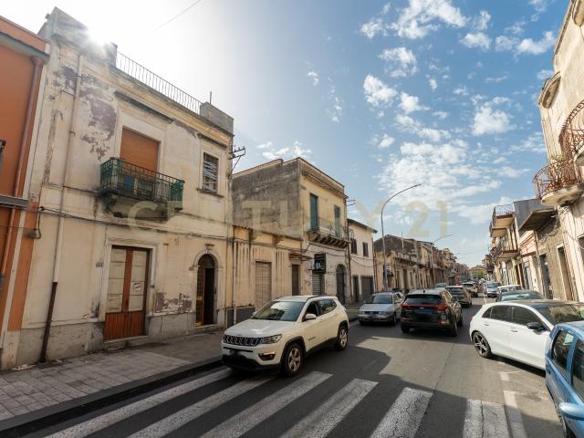 Villa Indipendente in vendita a Mascali, Sicilia