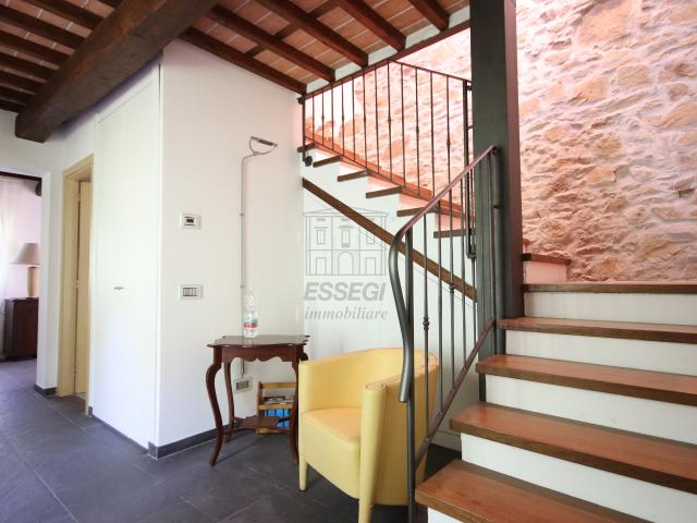 Villa Indipendente in vendita a Migliano, Camaiore