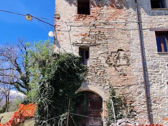 Villa Indipendente in vendita a Gualdo Cattaneo, Umbria