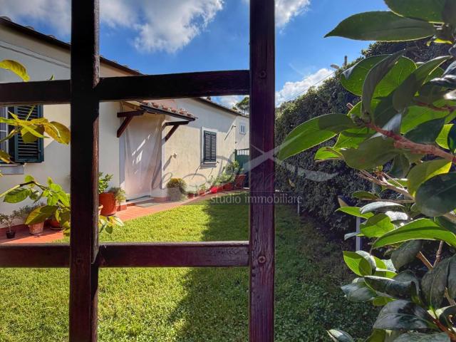 Villa Indipendente in vendita a Livorno, Toscana