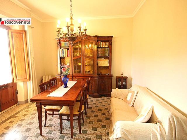 Villa Indipendente in vendita a Bagni Di Lucca Ponte, Toscana