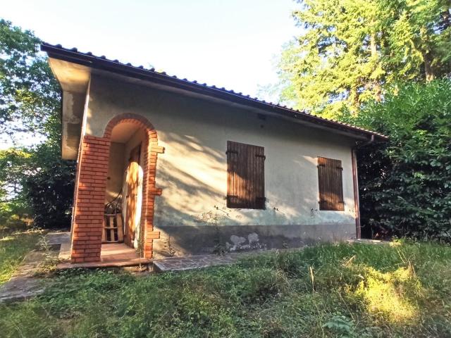 Villa Indipendente in vendita a Bagni Di Lucca Ponte, Toscana
