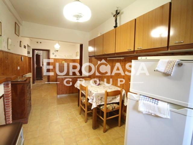 Villa Indipendente in vendita a Bagni Di Lucca Ponte, Toscana