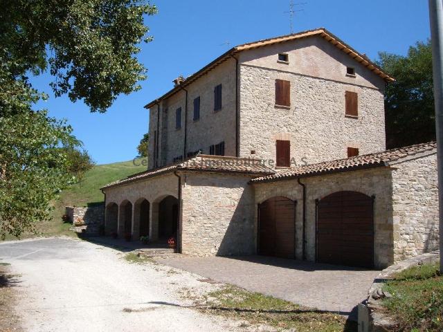 Villa Indipendente in vendita a Marche, Pesaro E Urbino