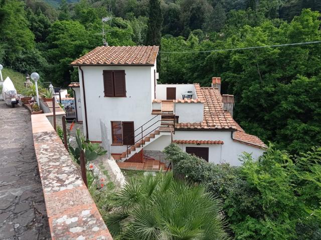 Villa Indipendente in vendita a Il Tasso, Marciana
