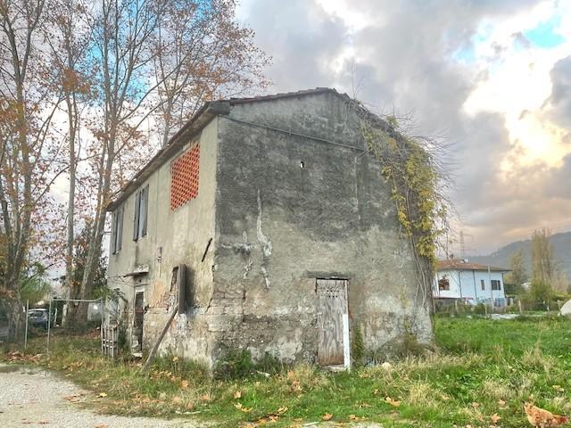 Villa Indipendente in vendita a San Cristoforo, Marina Di Massa