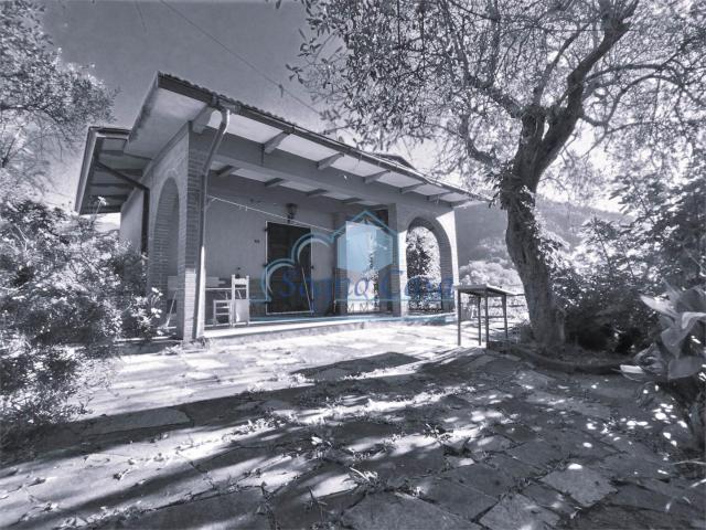 Villa Indipendente in vendita a Luni, Liguria
