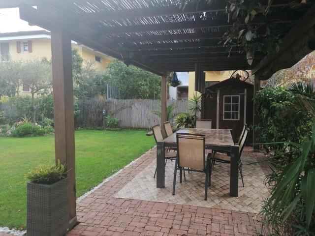 Villa Indipendente in vendita a Luni, Liguria