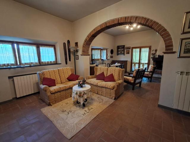 Villa Indipendente in vendita a Montacchita, Palaia