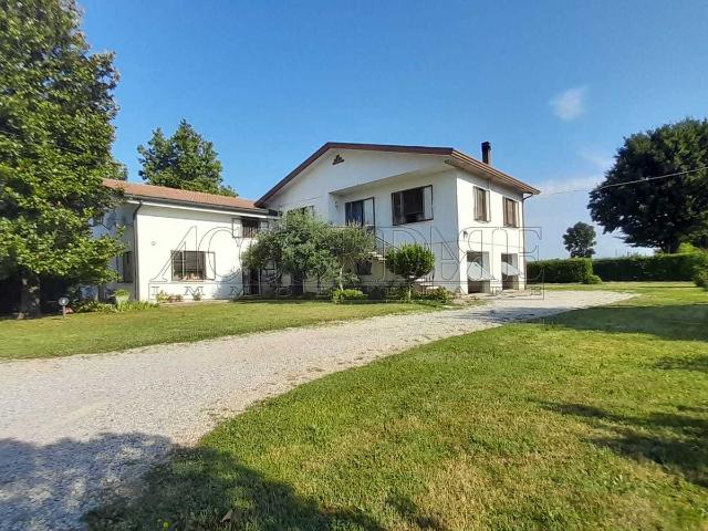 Villa Indipendente in vendita a Rubano, Veneto
