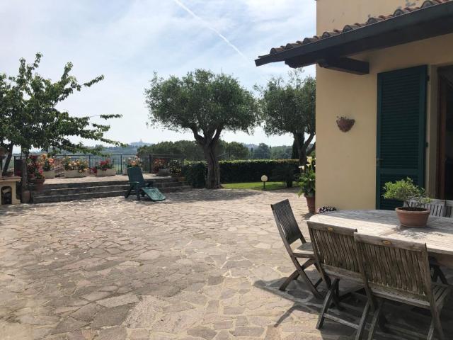 Villa Indipendente in vendita a Cigoli, San Miniato