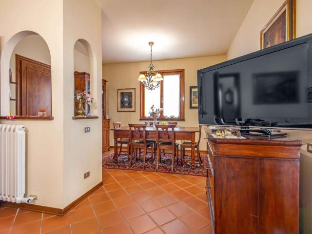 Villa Indipendente in vendita a Cinque Case, Santa Maria A Monte