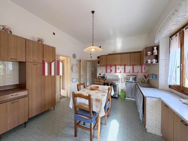 Villa Indipendente in vendita a Seravezza, Toscana