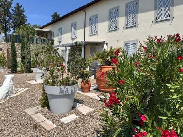 Villa Indipendente in vendita a Siena, Coroncina