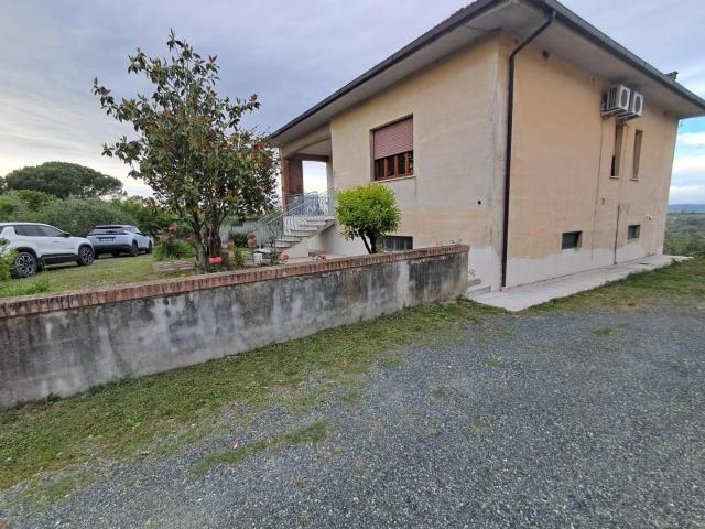 Villa Indipendente in vendita a Terricciola, Toscana