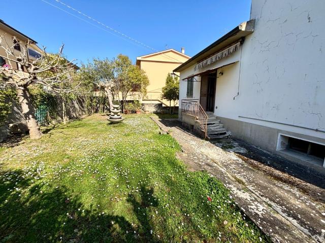 Villa Indipendente in vendita a Terricciola, Toscana