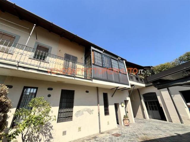 Villa Indipendente in vendita a Romano Di Lombardia, Lombardia