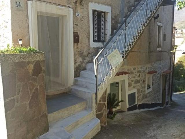 Appartamento in vendita a Castelbianco, Liguria
