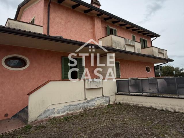 Villa Indipendente in vendita a Unione dei Comuni Circondario dell'Empolese Valdelsa, Fucecchio