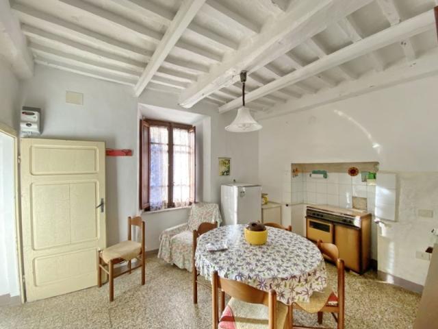 Villa Indipendente in vendita a Bivio Di Ravi, Toscana