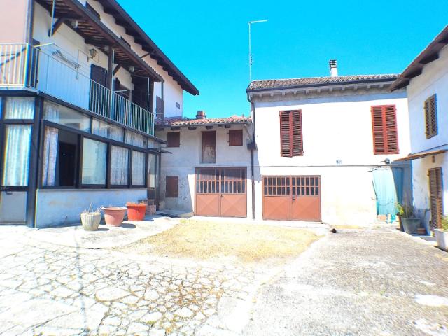 Villa Indipendente in vendita a Cereseto, Alessandria