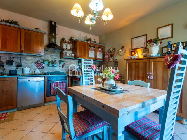 Villa Indipendente in vendita a Bassa Reggiana, Re